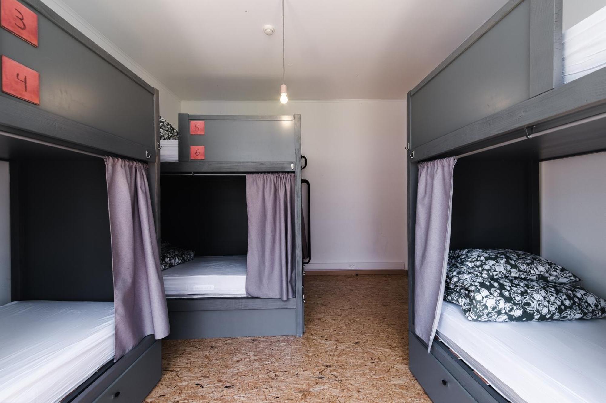 Bed 8 Bed Female Dorm Ensuite